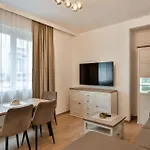Center 2br Next To Sea *