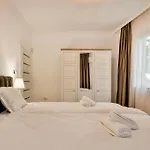 Appartamento Center 2br Next To Sea