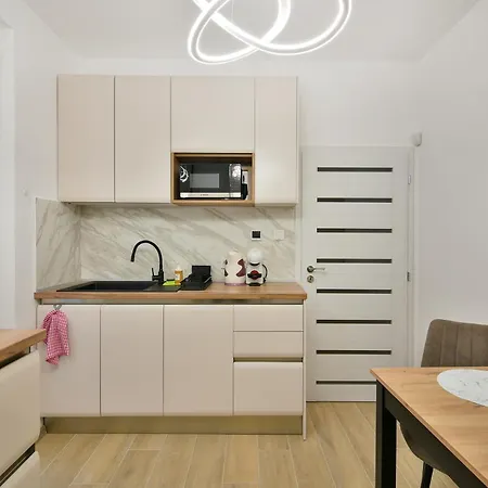 Center 2br Next To Sea * Varna