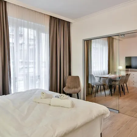 Lägenhet Center 2br Next To Sea Varna