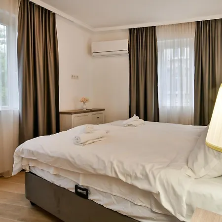 Apartament Center 2br Next To Sea